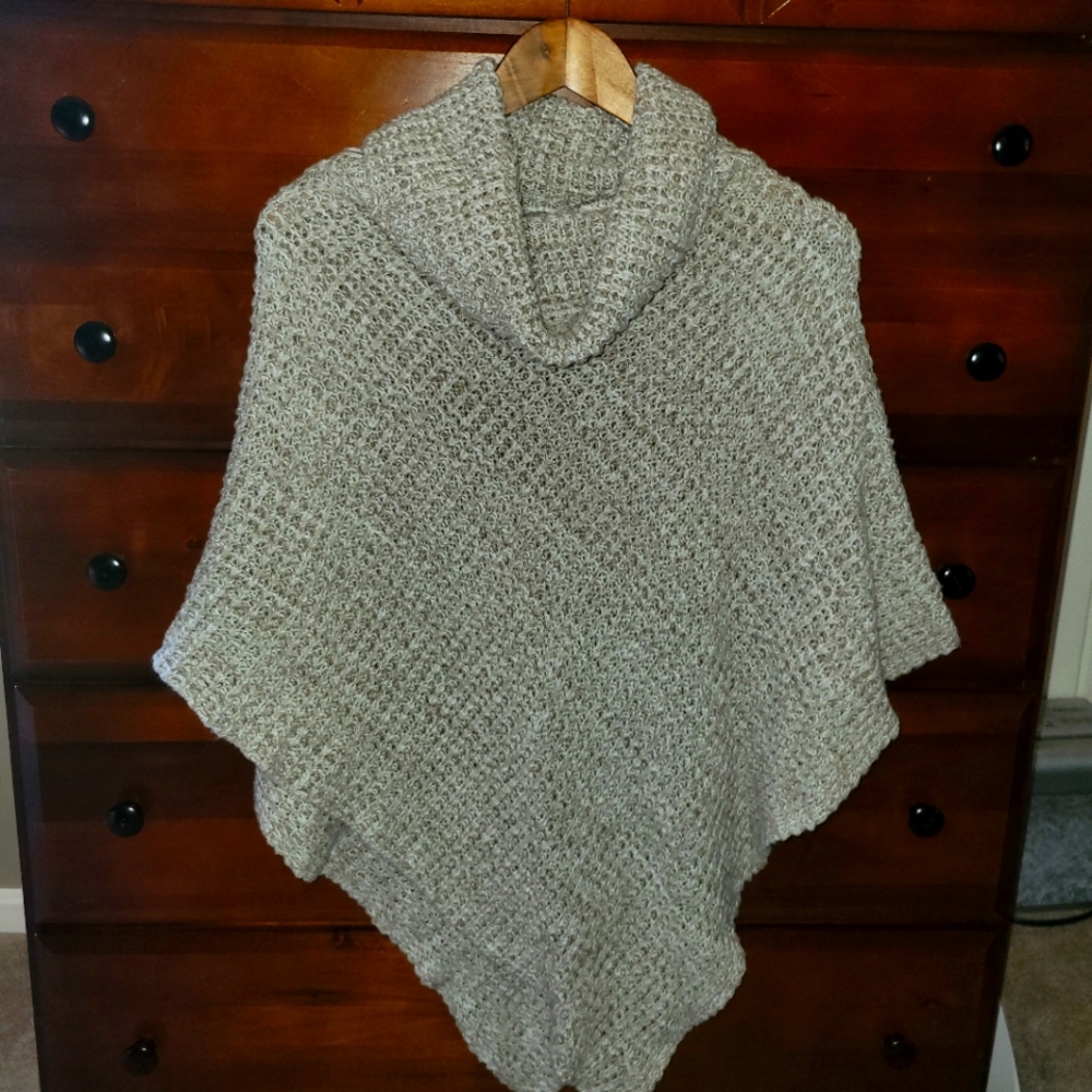 Boutique sweater poncho